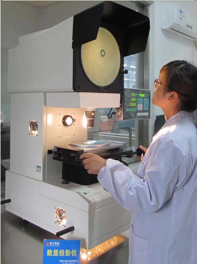 14556908879015.jpg 数显投影仪.jpg